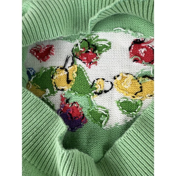 VTG Tail Sweater Sz Large Golf Embroidered Graphic Hong Kong Mountains Flowers - Picture 9 of 13